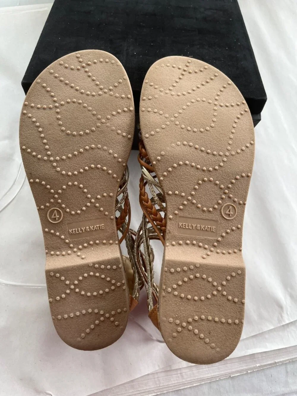 Kelly & Katie Maddy Gladiator Sandals Tan Gold Glitter Size 4M